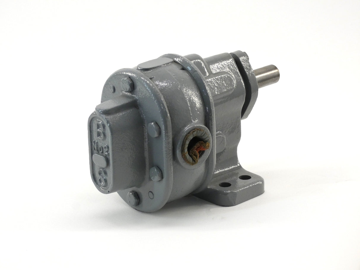 Brown & Sharpe/BSM 2 Gear Pump, 1/2" Threaded Ports, Foot Mounted (New Surplus)