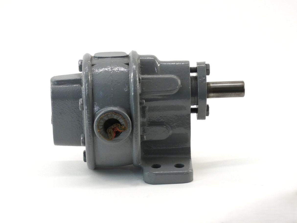 Brown & Sharpe/BSM 2 Gear Pump, 1/2" Threaded Ports, Foot Mounted (New Surplus)