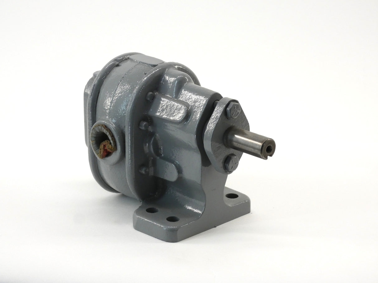 Brown & Sharpe/BSM 2 Gear Pump, 1/2" Threaded Ports, Foot Mounted (New Surplus)