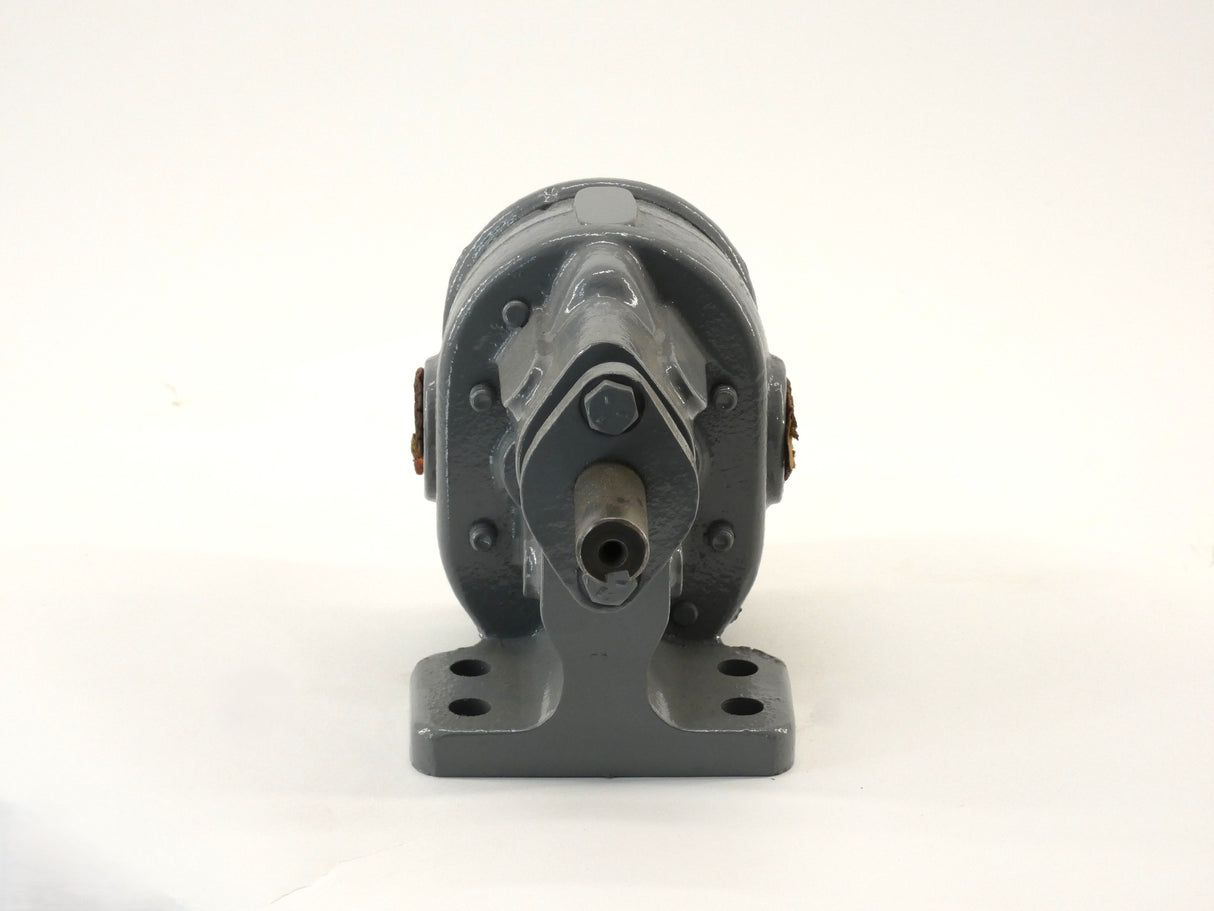 Brown & Sharpe/BSM 2 Gear Pump, 1/2" Threaded Ports, Foot Mounted (New Surplus)